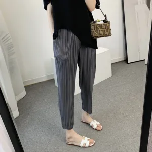 2025 Miyake Women's Spring Women's Small Casual Pants Elastic Waist High-end Simple Versatile Nine-Point Pants Folded Harlan Pants