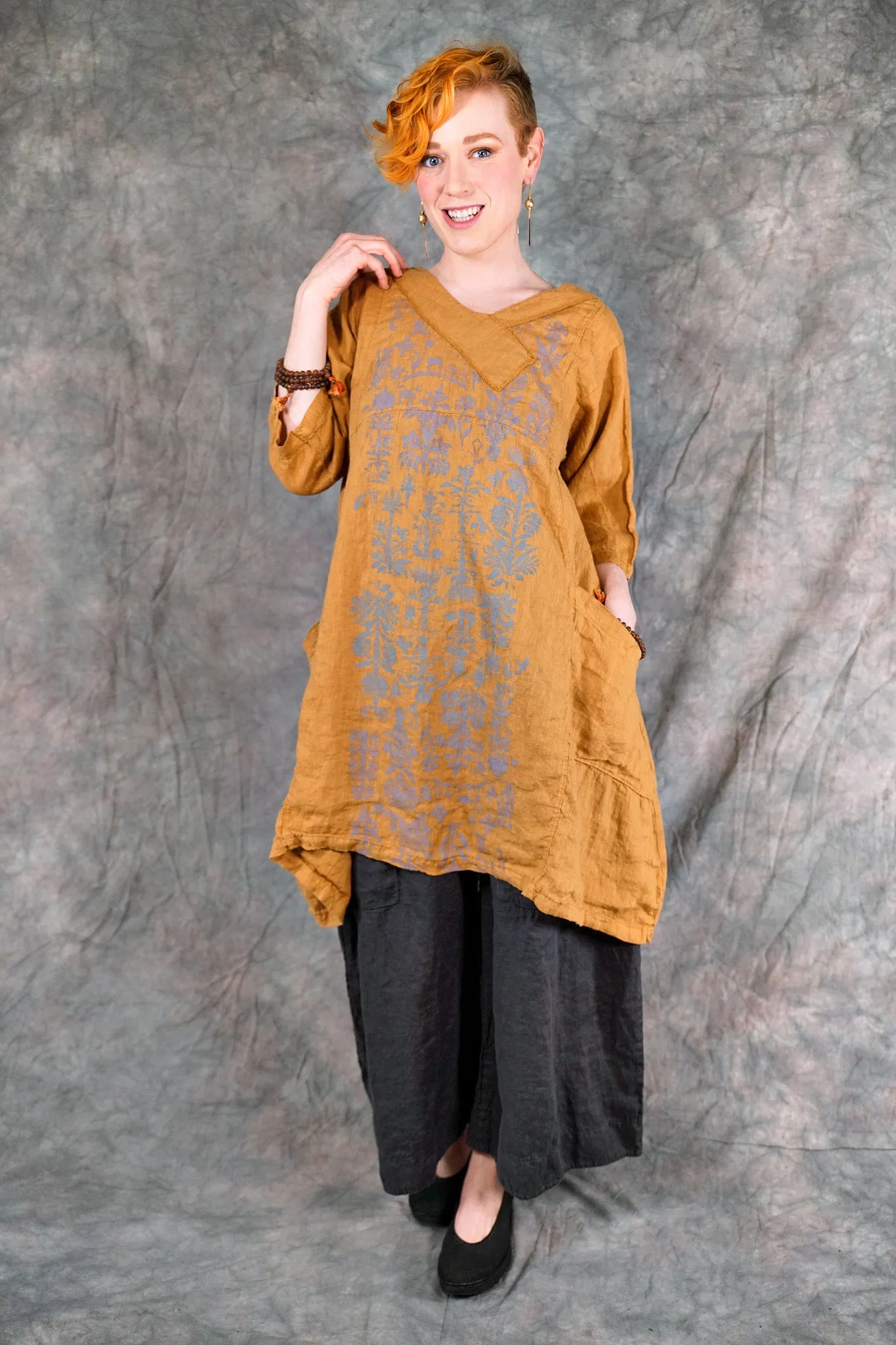 2133 Crossover Urchin Tunic Antique Bronze-P
