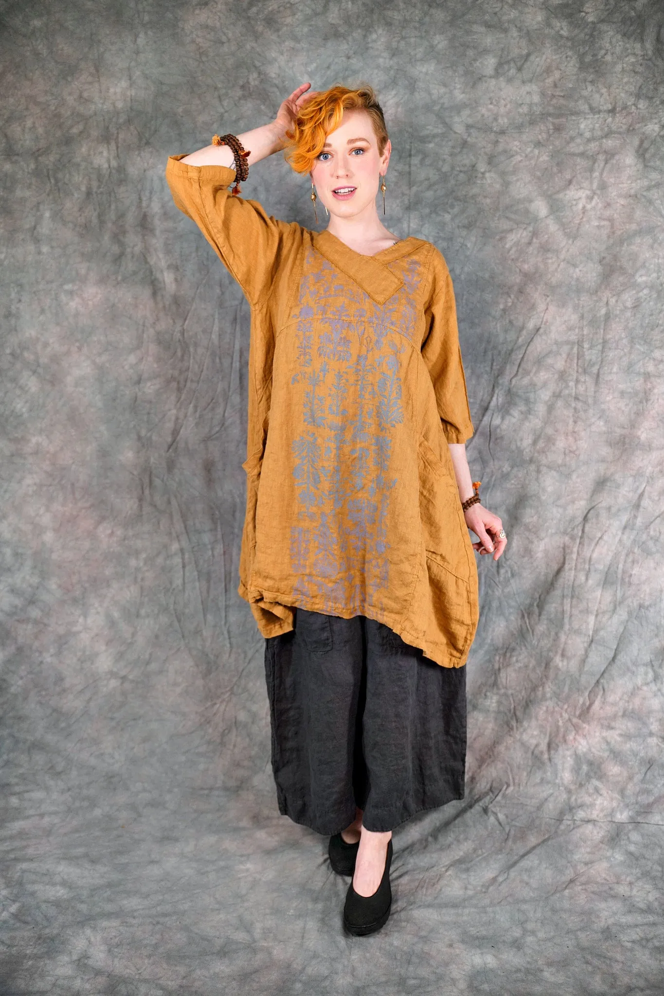 2133 Crossover Urchin Tunic Antique Bronze-P