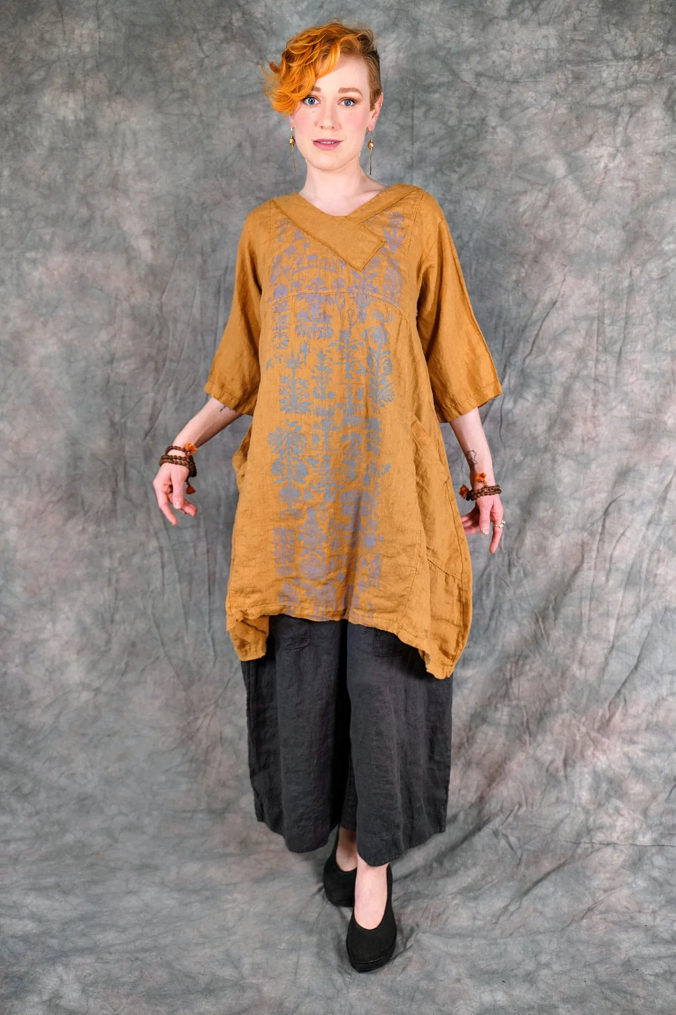 2133 Crossover Urchin Tunic Antique Bronze-P