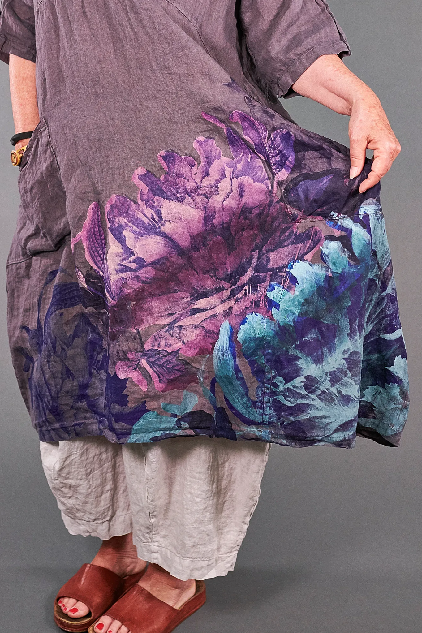 2195 Serenade Tunic Flint-Splendid Bouquet