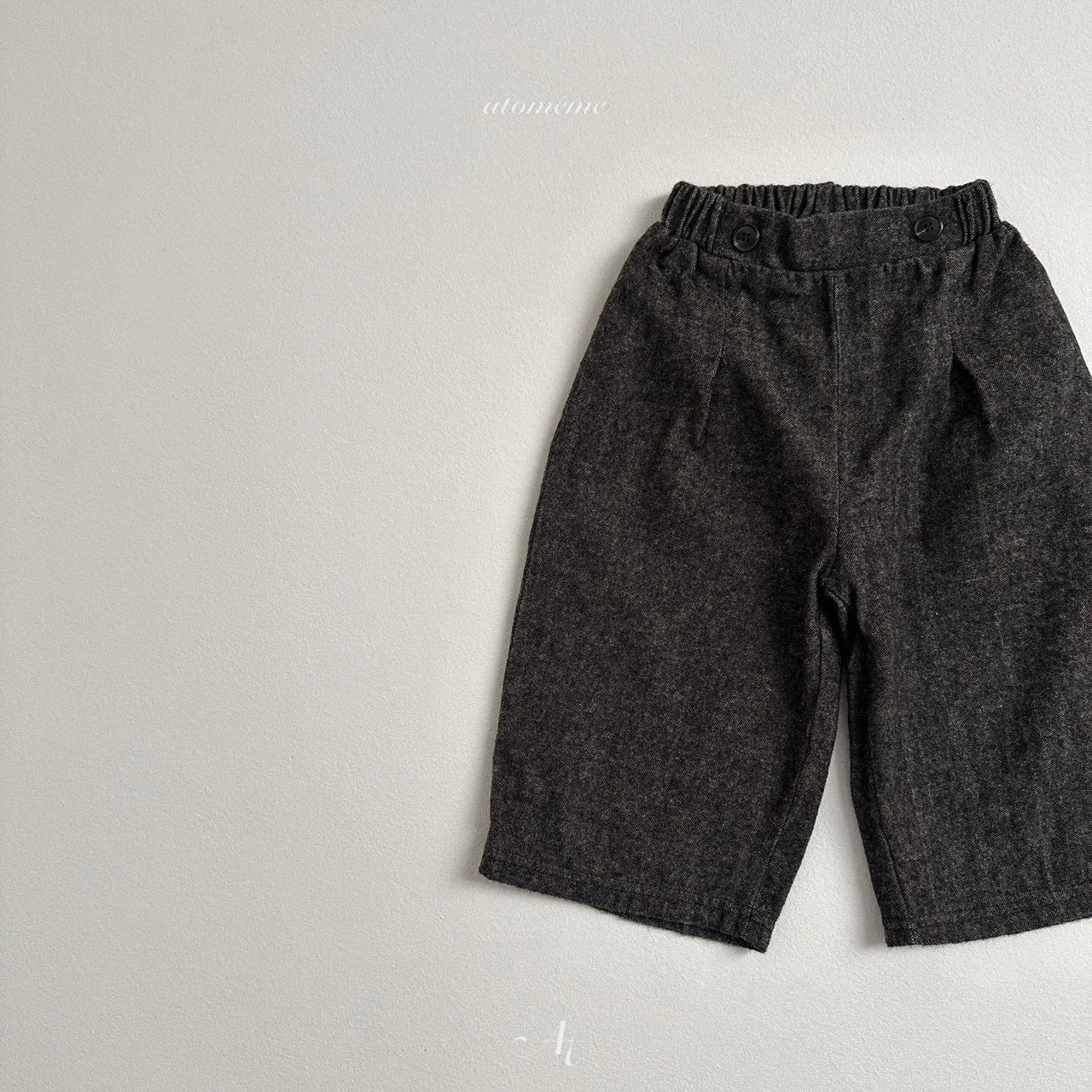 Atomeme Button Pants