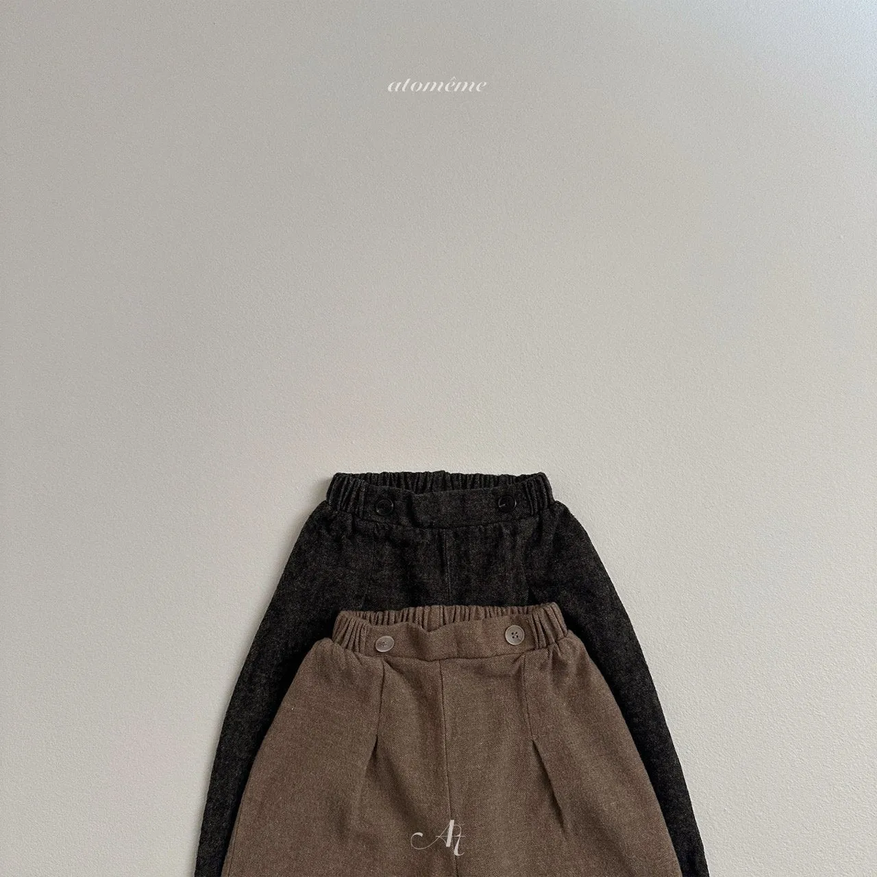 Atomeme Button Pants