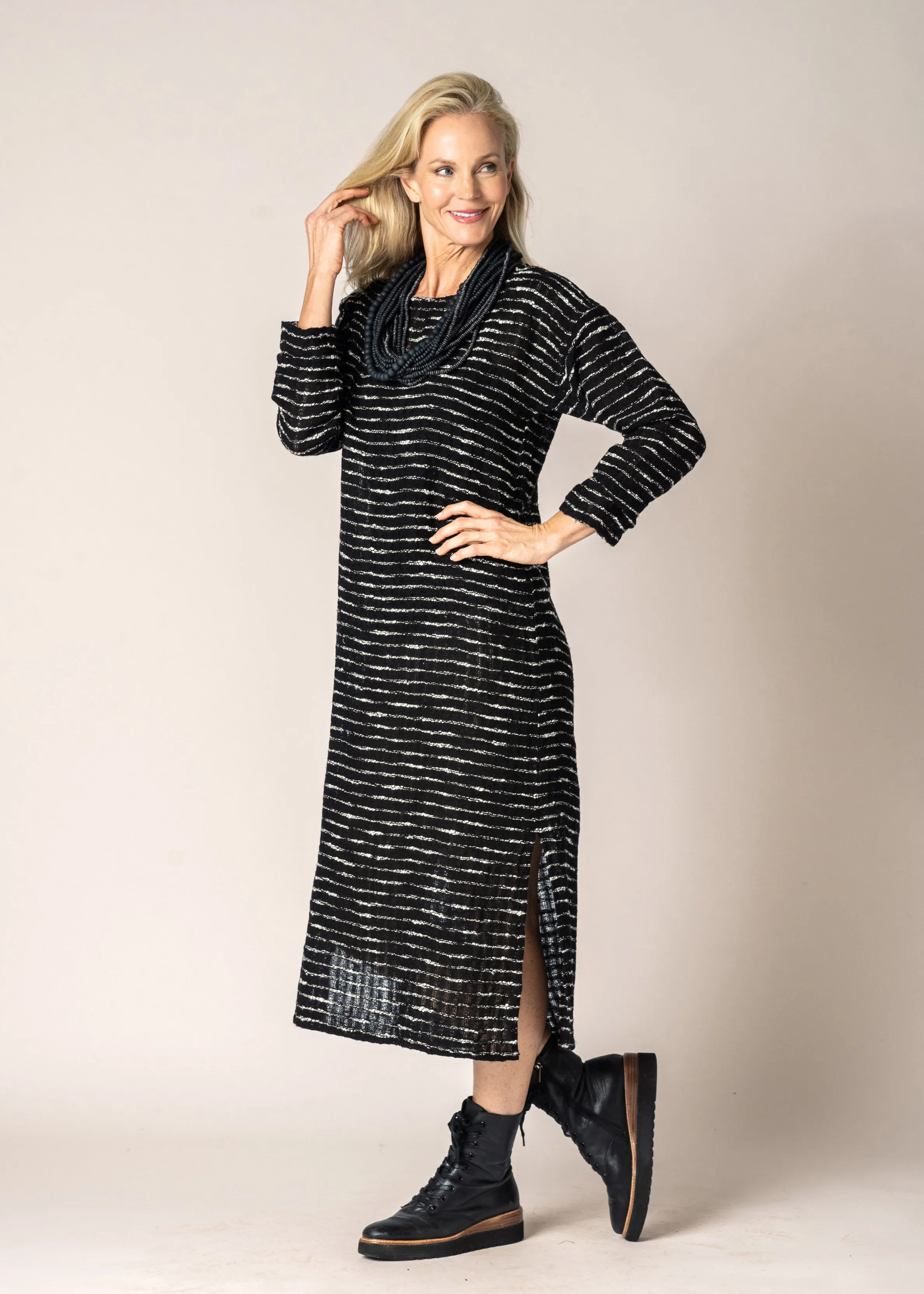 Azura Linen Dress in Onyx