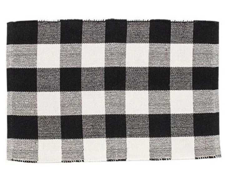 Black buffalo check country style accent rug
