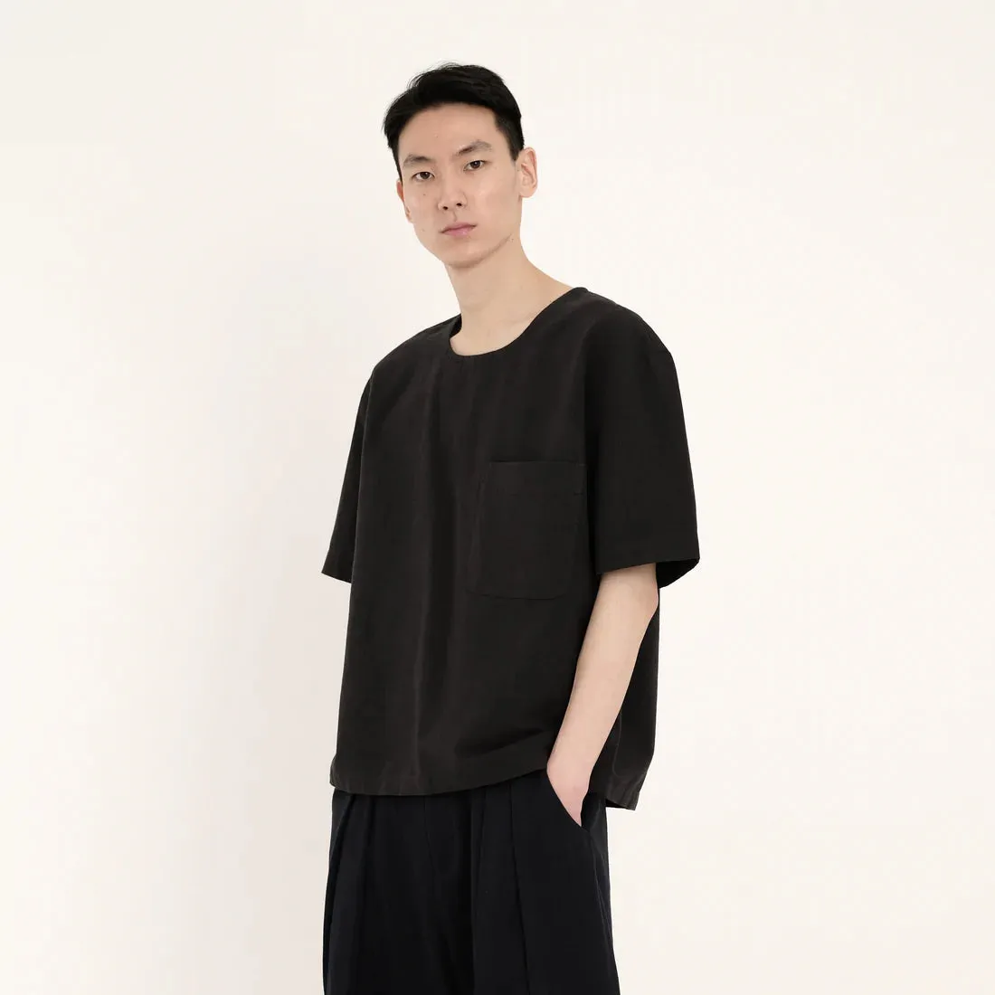 Black Signature Unisex Pocket Tee