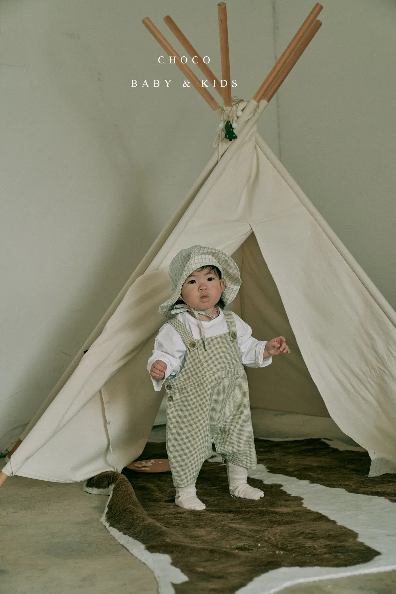 Chocobebe Apple Dungarees (2 colour options)