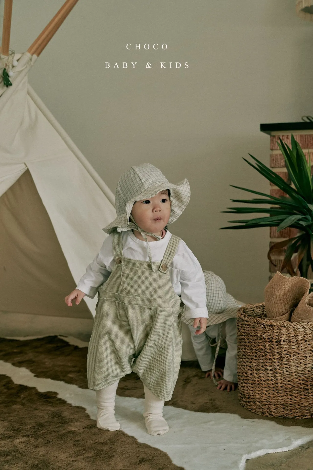 Chocobebe Apple Dungarees (2 colour options)