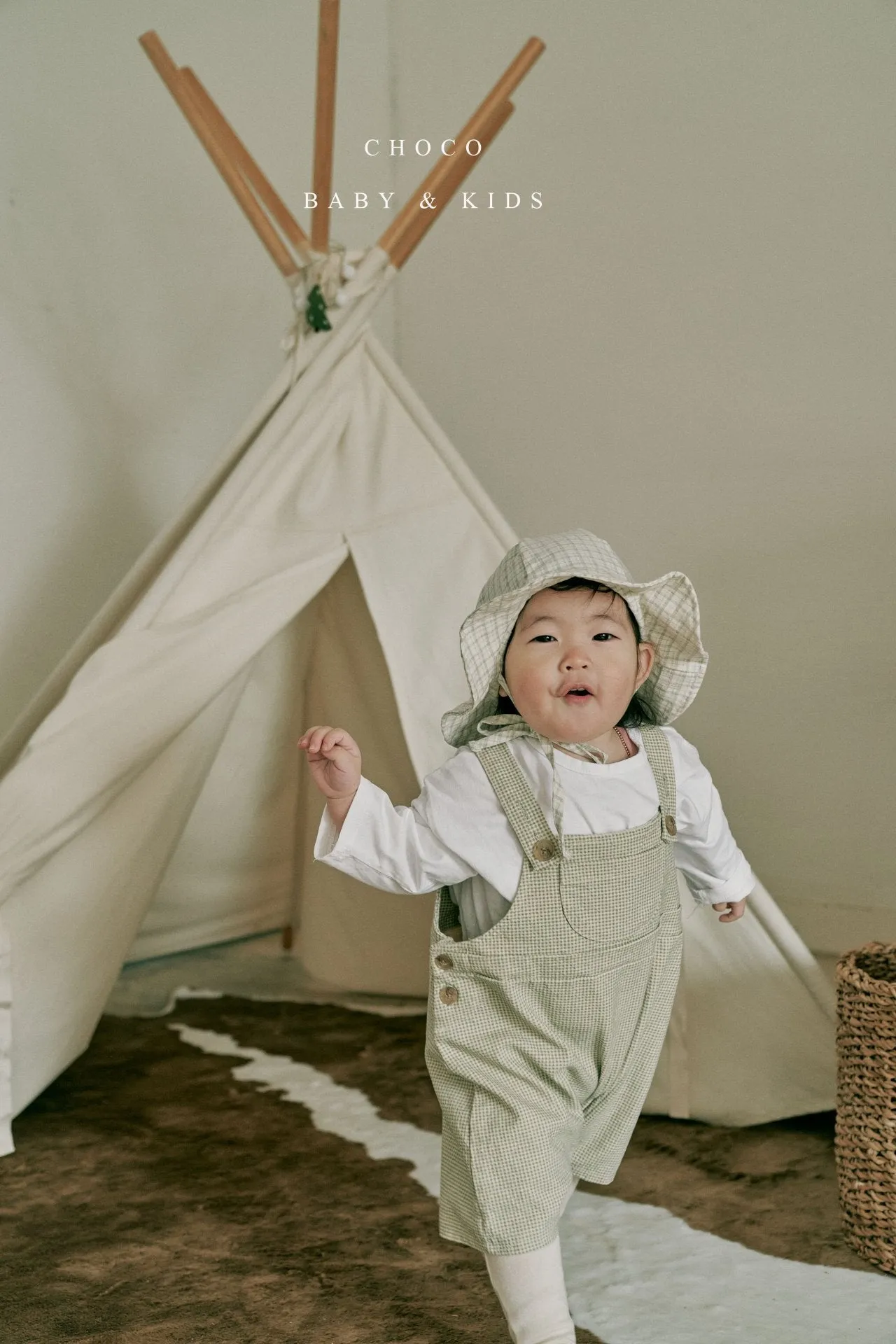 Chocobebe Apple Dungarees (2 colour options)