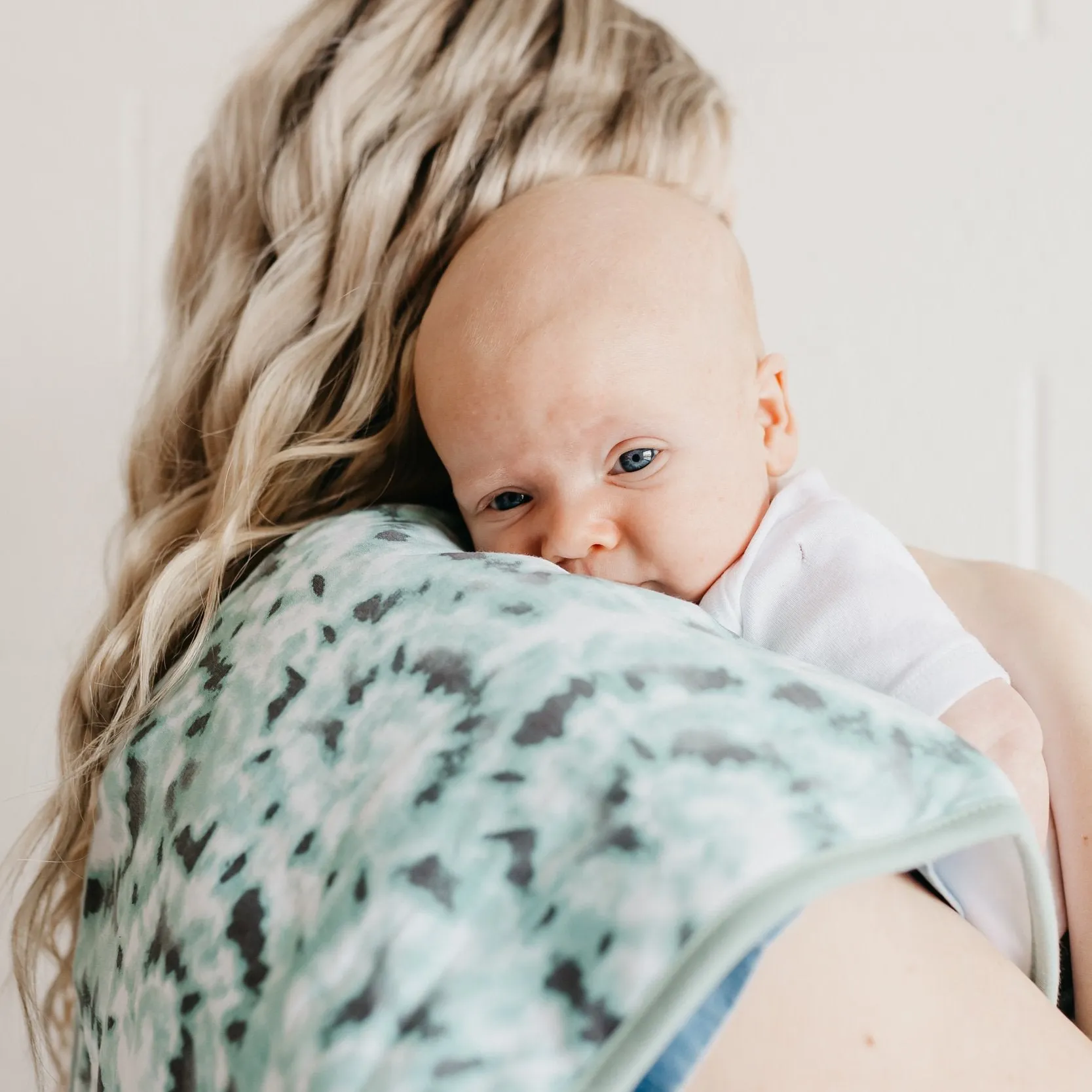 Copper Pearl Premium Burp Cloths | Maui