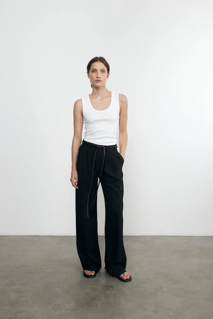 Crepe Mid Rise Trouser in Black