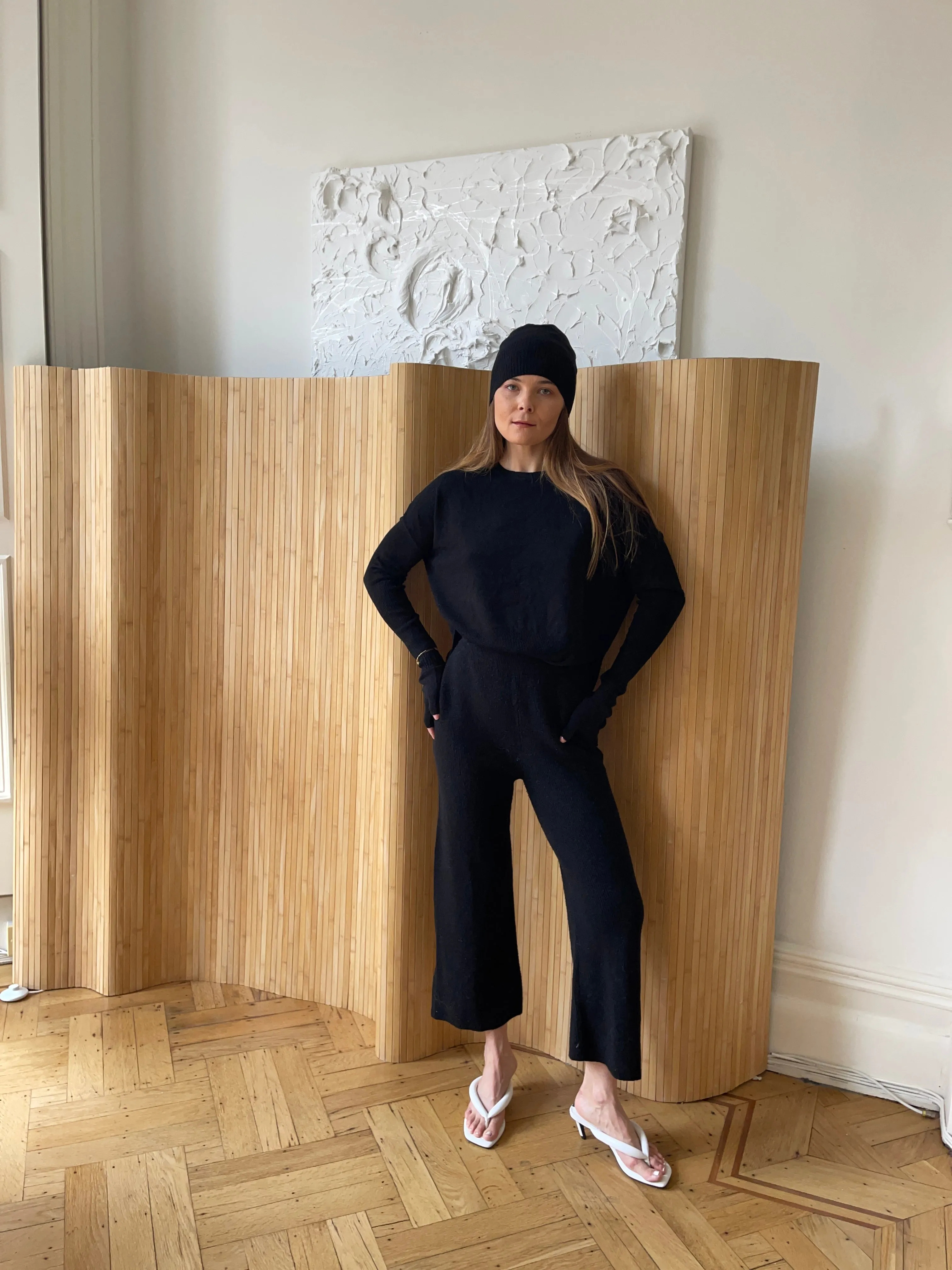 ECO: Black Round Neck Set