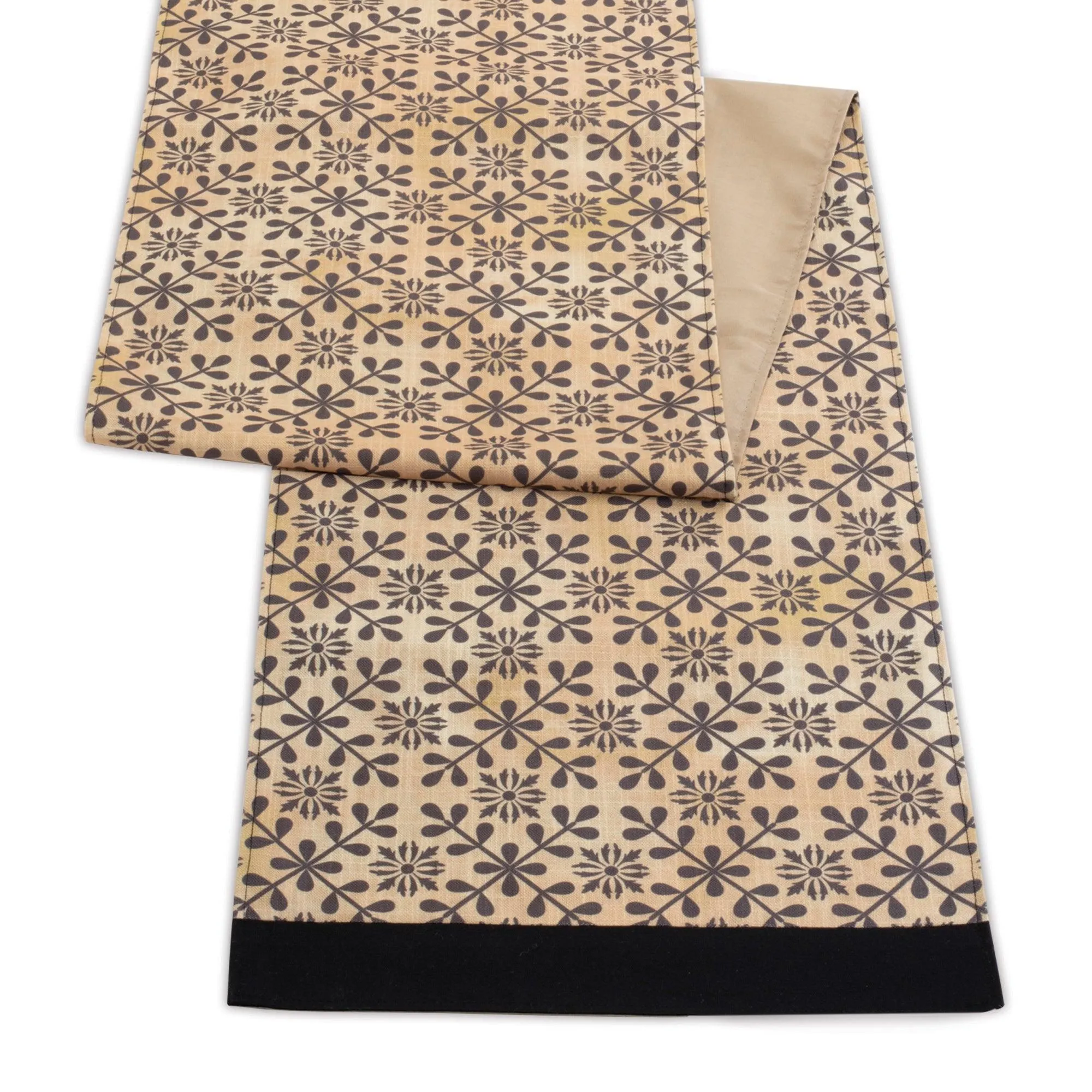 Geometric Floral Patterned Table Runner 72"L