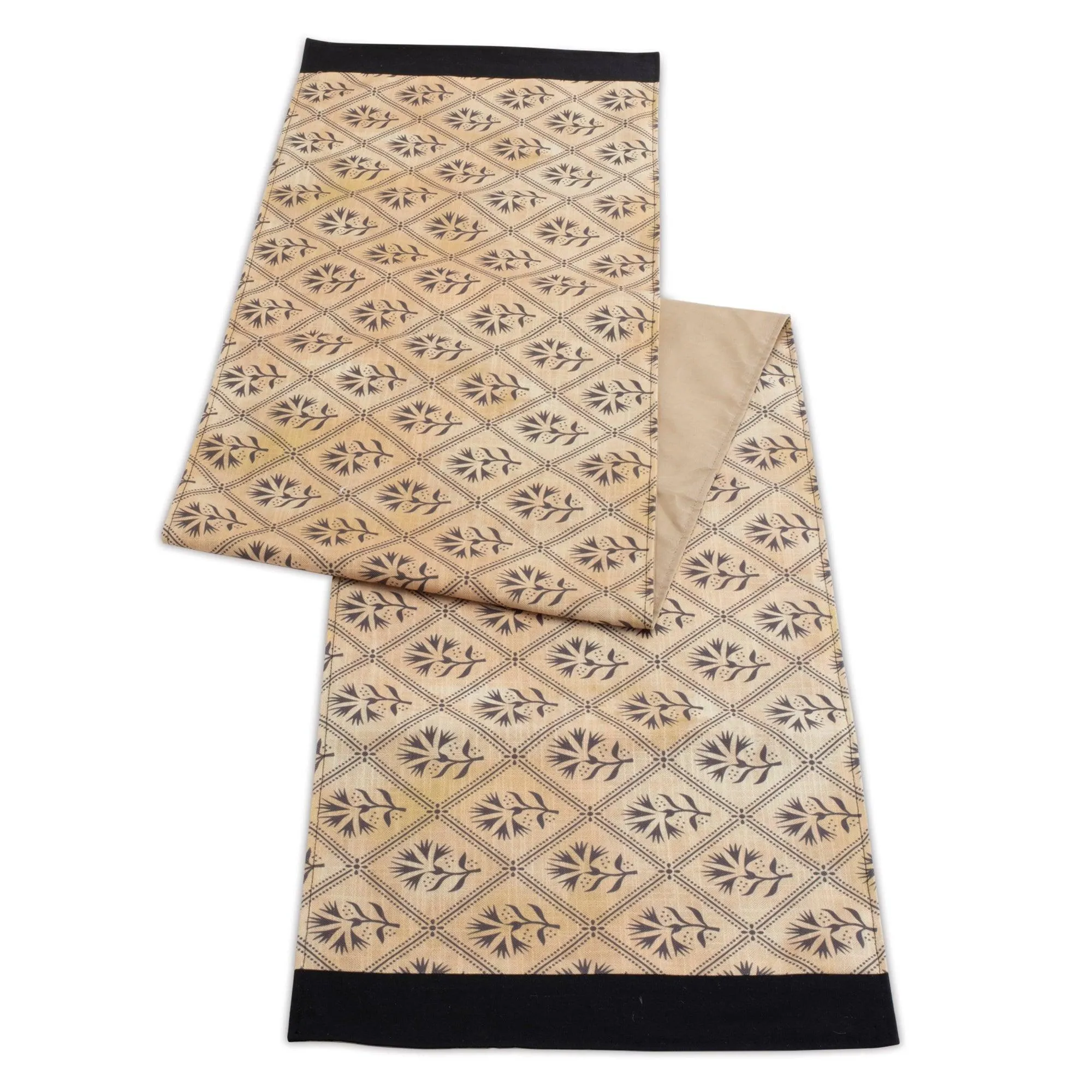 Geometric Floral Patterned Table Runner 72"L
