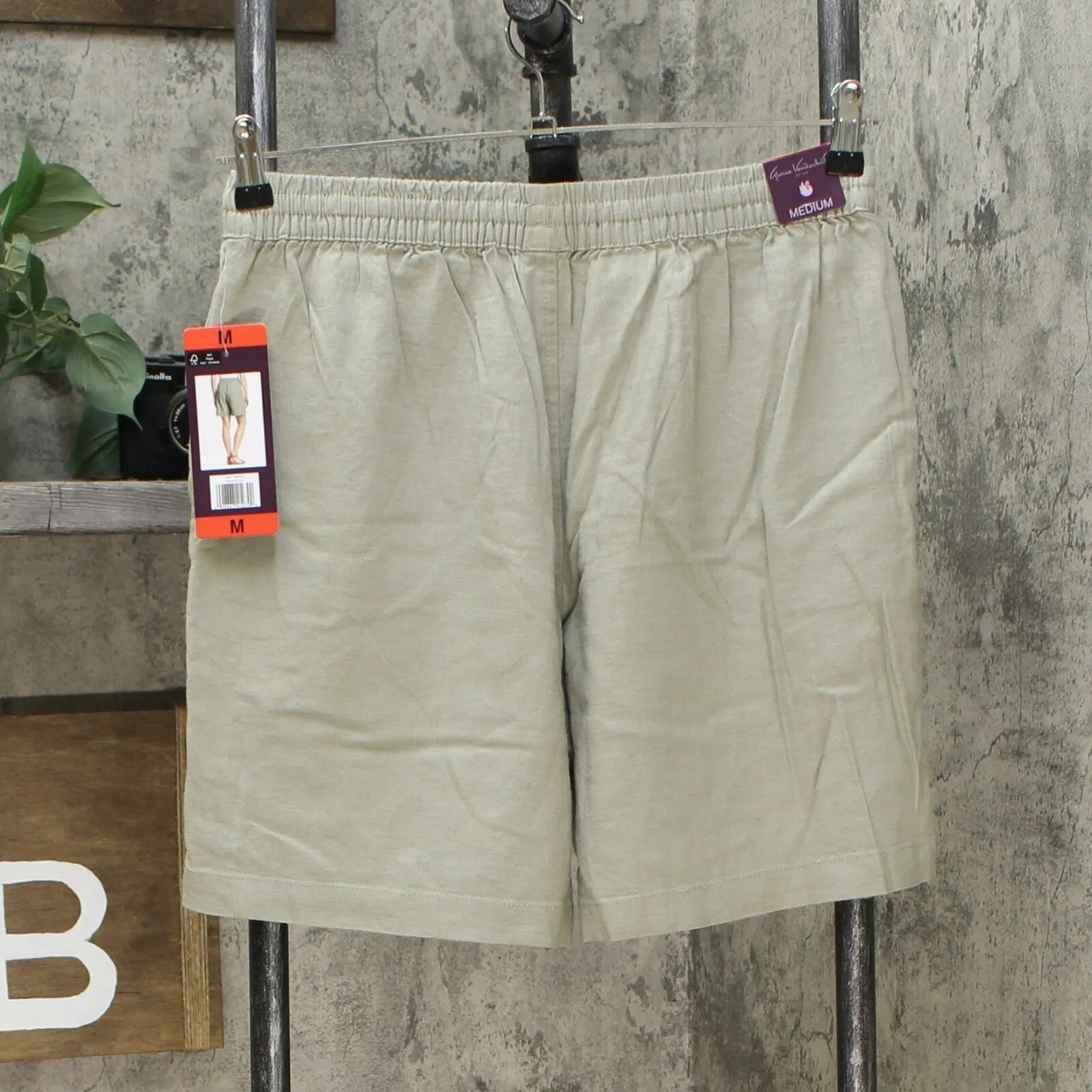 Gloria Vanderbilt Women's Elastic Waist Linen Blend Shorts