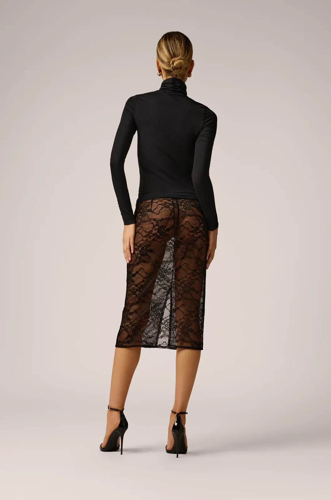 KIKI DE MONTPARNASSE Echauffe Turtleneck