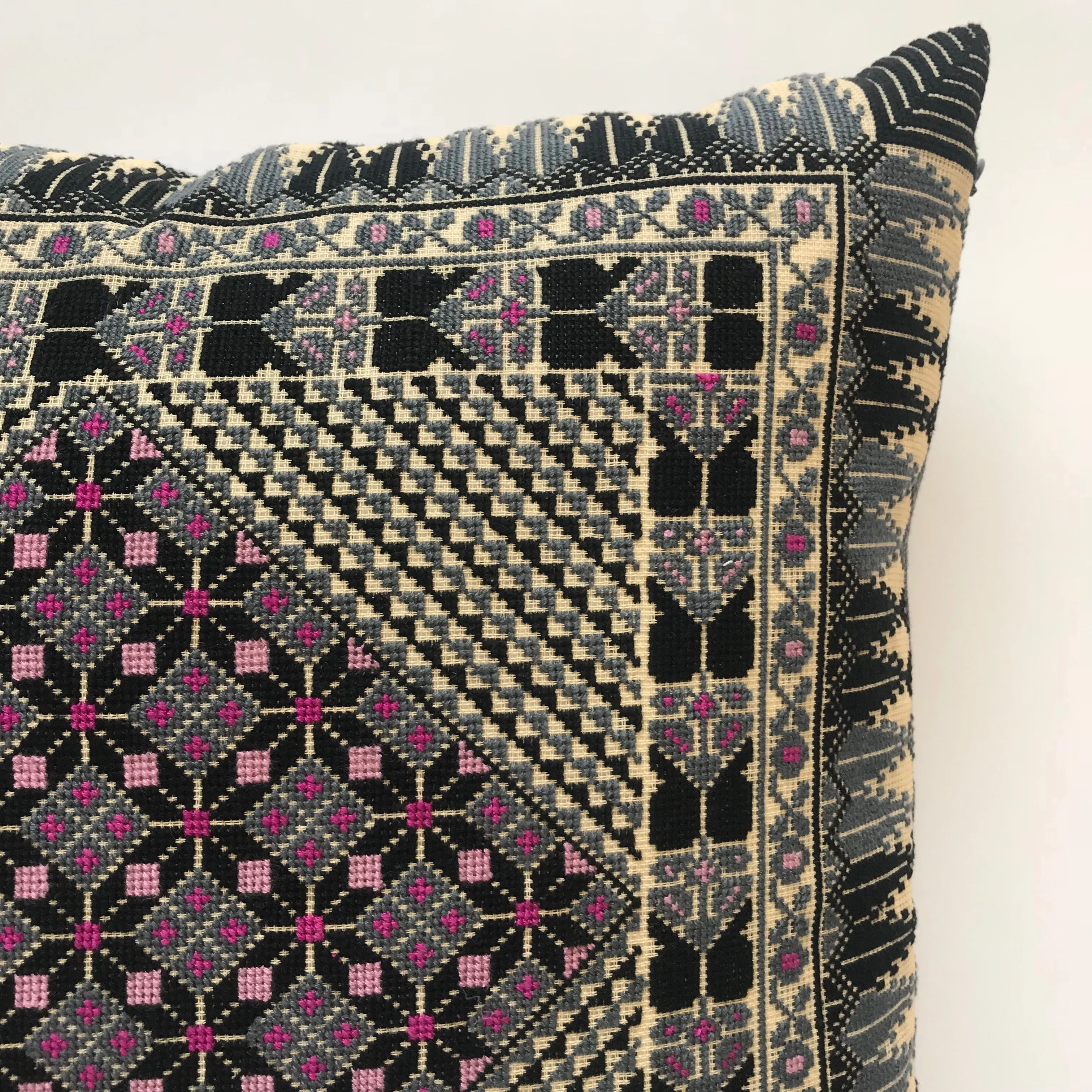 Kissweh Classic - Grey & Fucsia