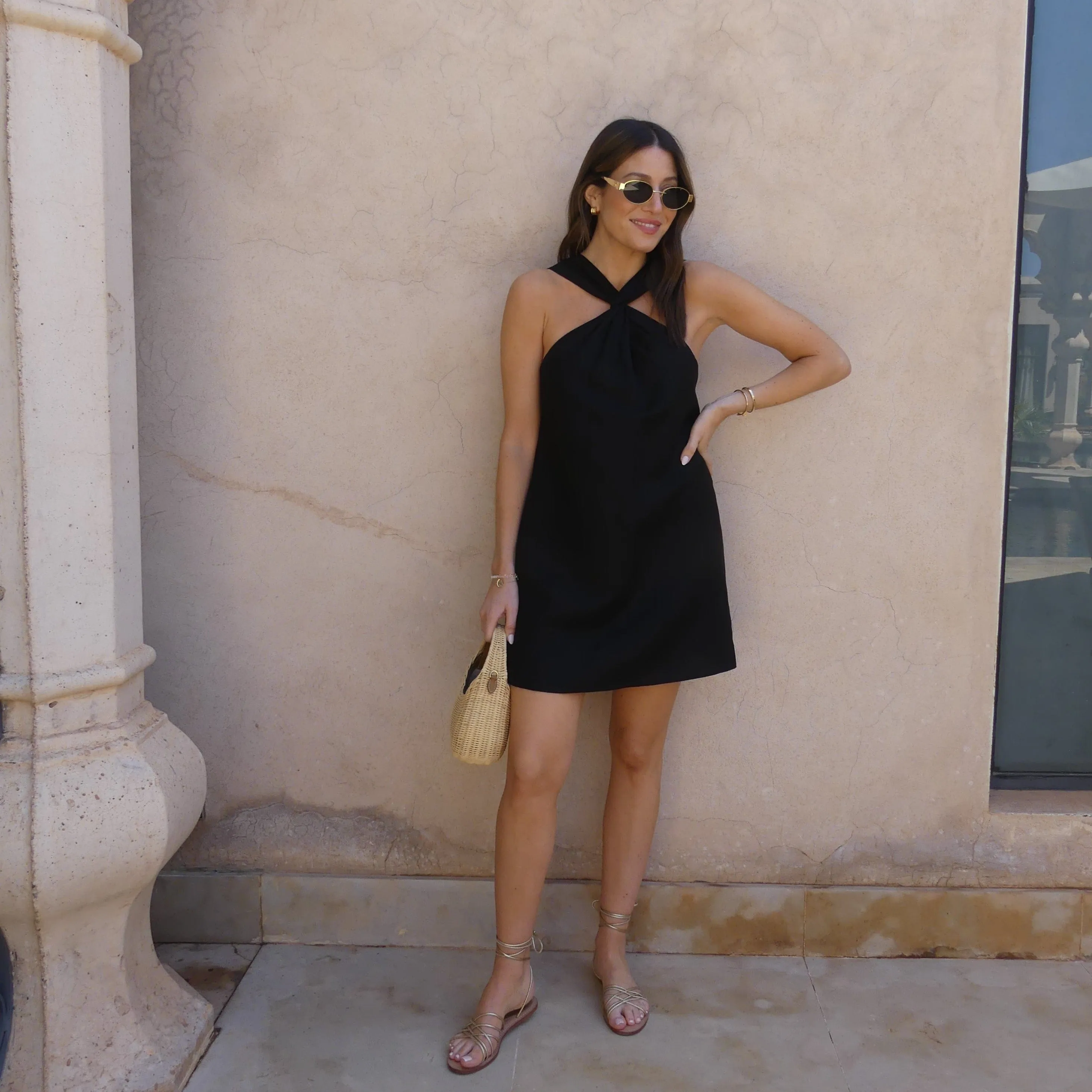 KNOT DETAIL MINI DRESS - BLACK