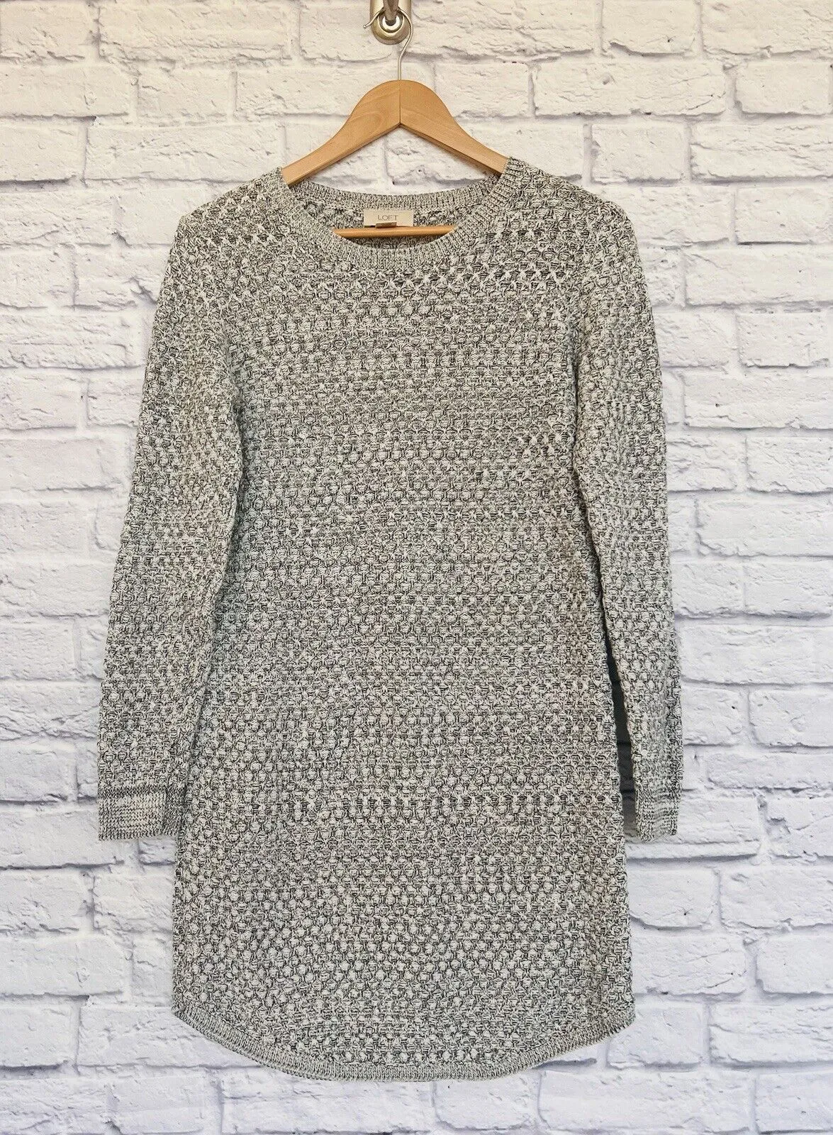 LOFT Womens Sweater Dress Sz M Black & White Heavy Knit Warm Trending Style