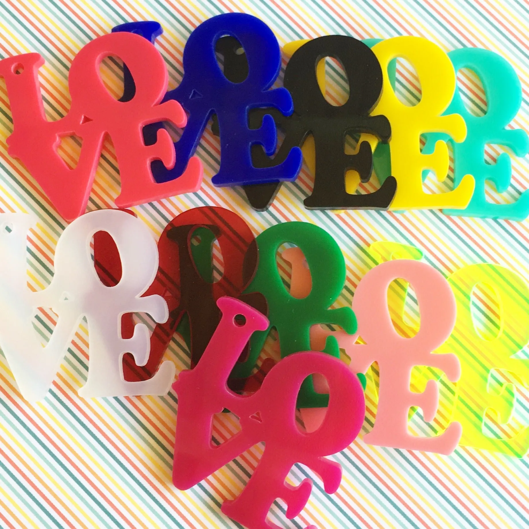 LOVE Shape, Big size / 6 Pieces, 50mm