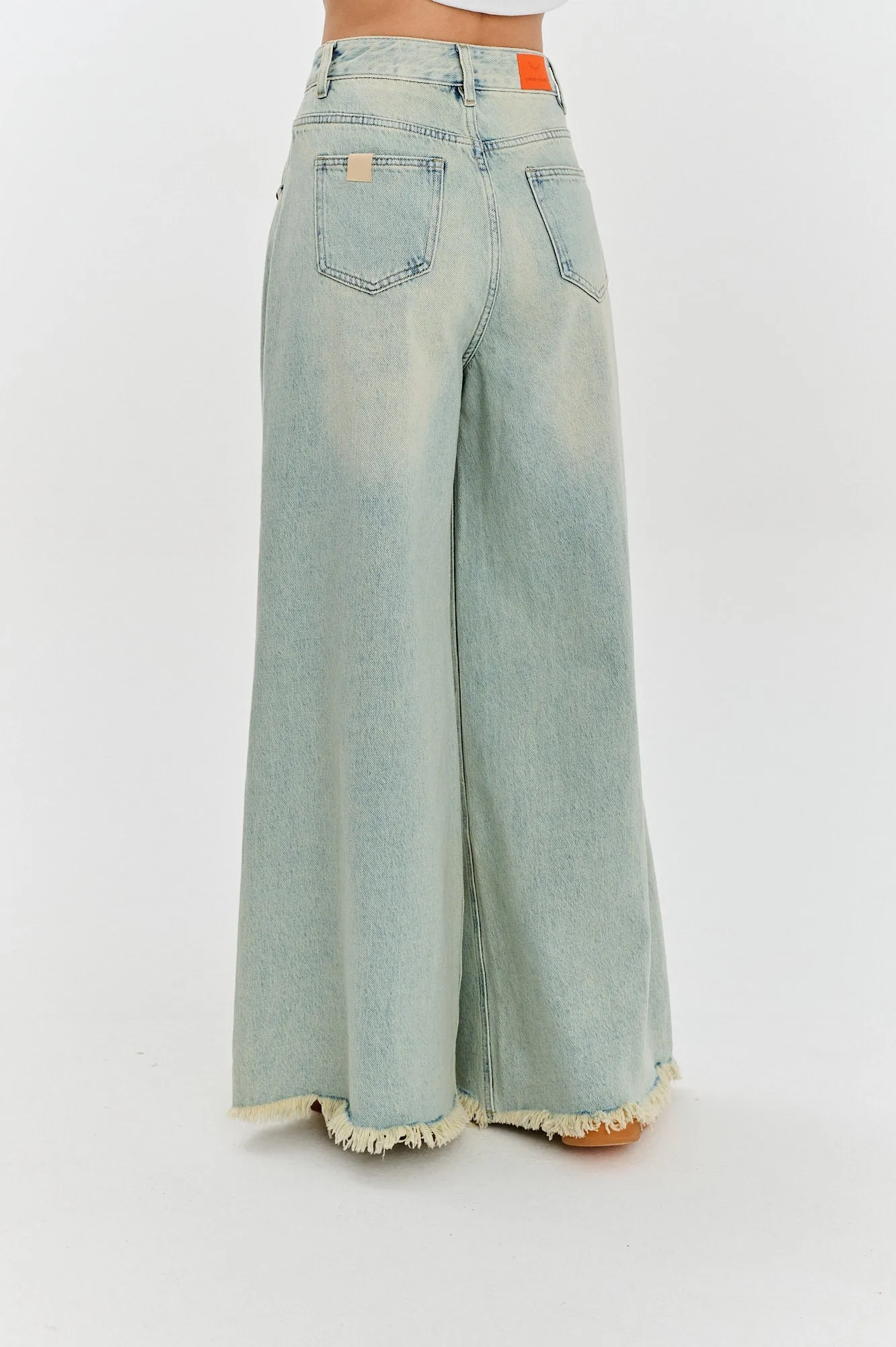 Move On wide denim pants