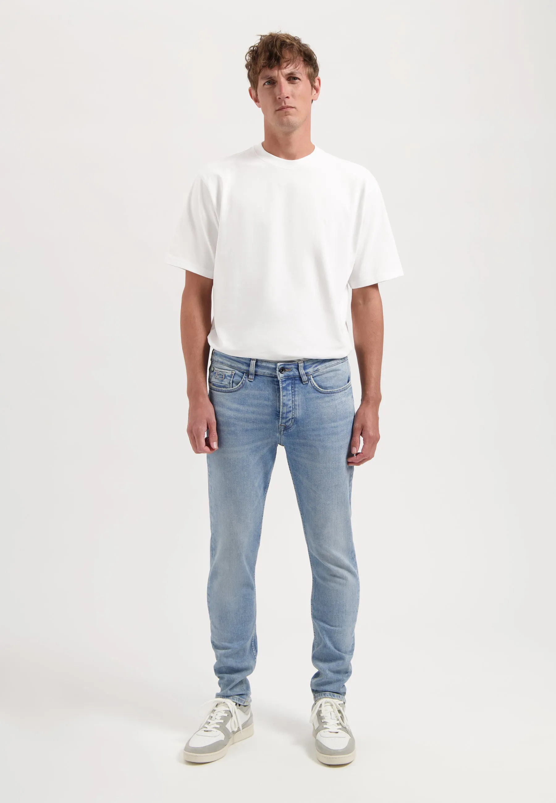 Mr. E Slim Fit Parou Bleached