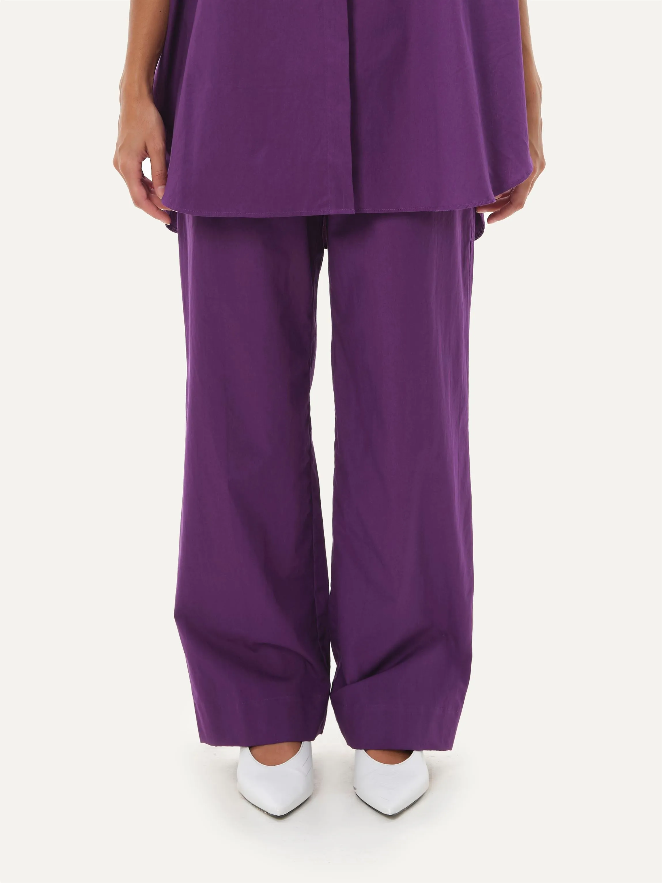 Naushad Ali   I   Wide-legged pleated pants Grape Signature Spring Summer 2025 Grape Poplin NA SS24 W27P