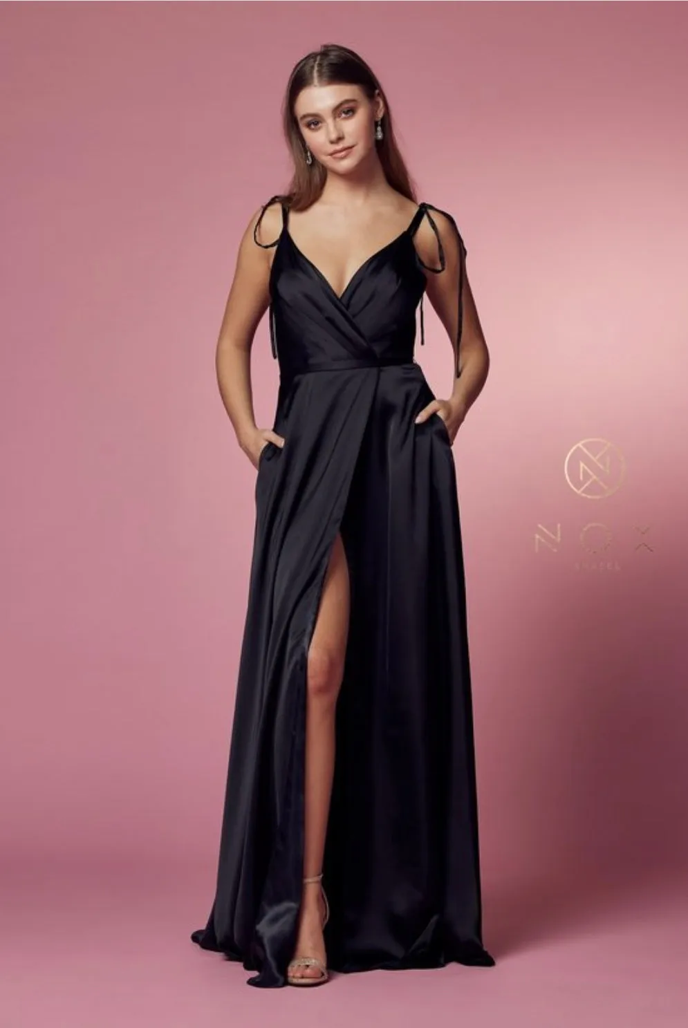 Nox Anabel Evening Gowns R1029