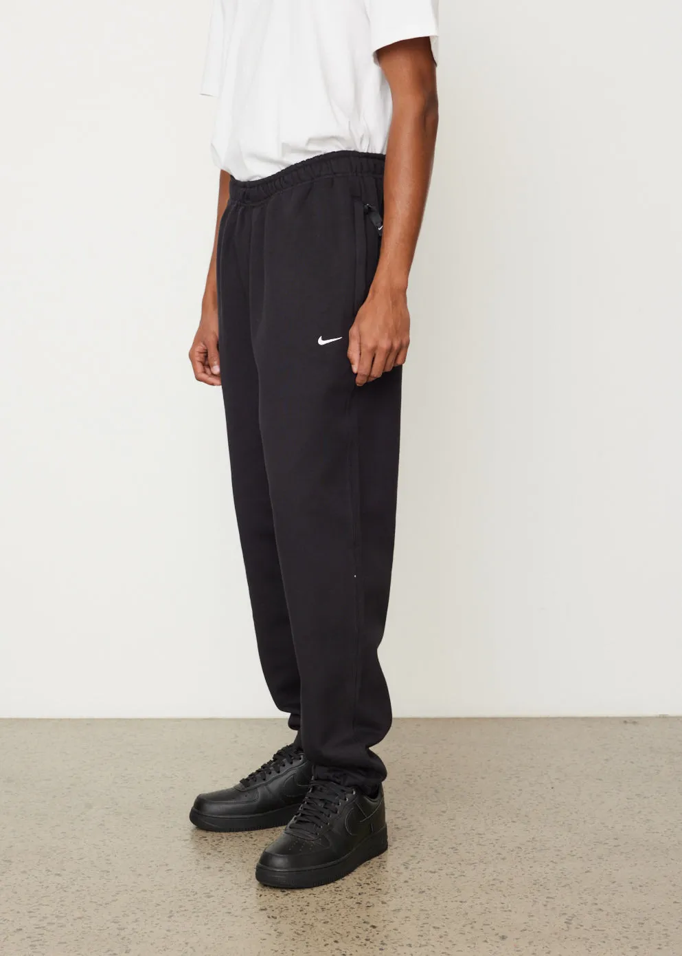 NRG Solo Swoosh Fleece Pants