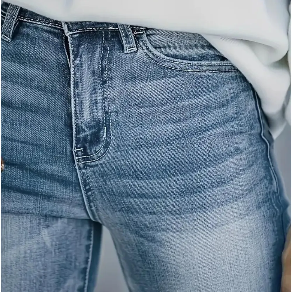 Pinja - dreamy bell-bottoms with a sophisticated twist