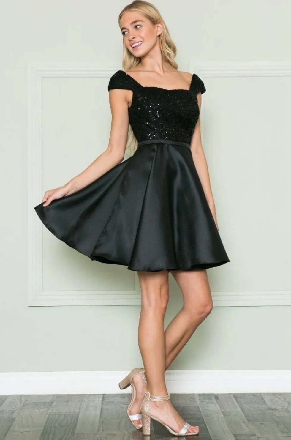 Poly USA Evening Gowns 8732