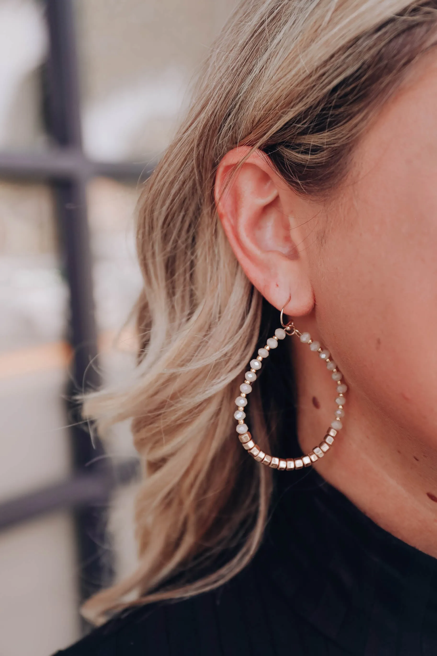 Raylen Earrings - Cream