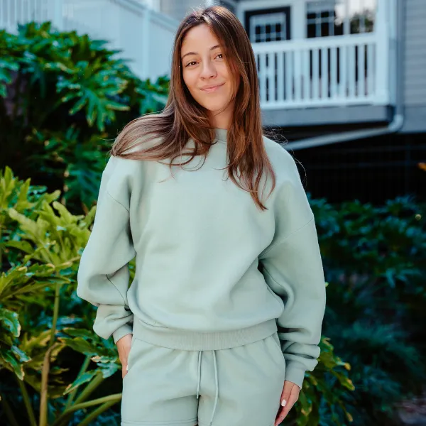 The Drop Cut Fleece Crewneck Sweatshirt