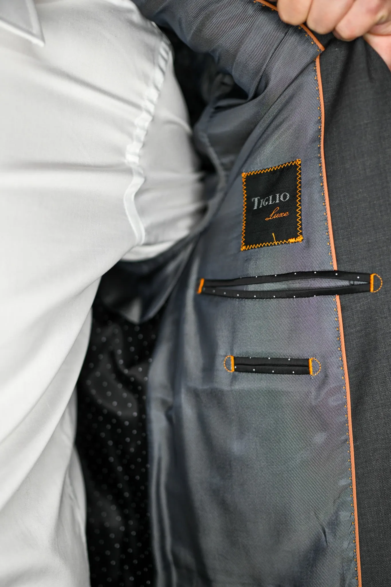 Tiglio Lux Slim Fit Suit Grey