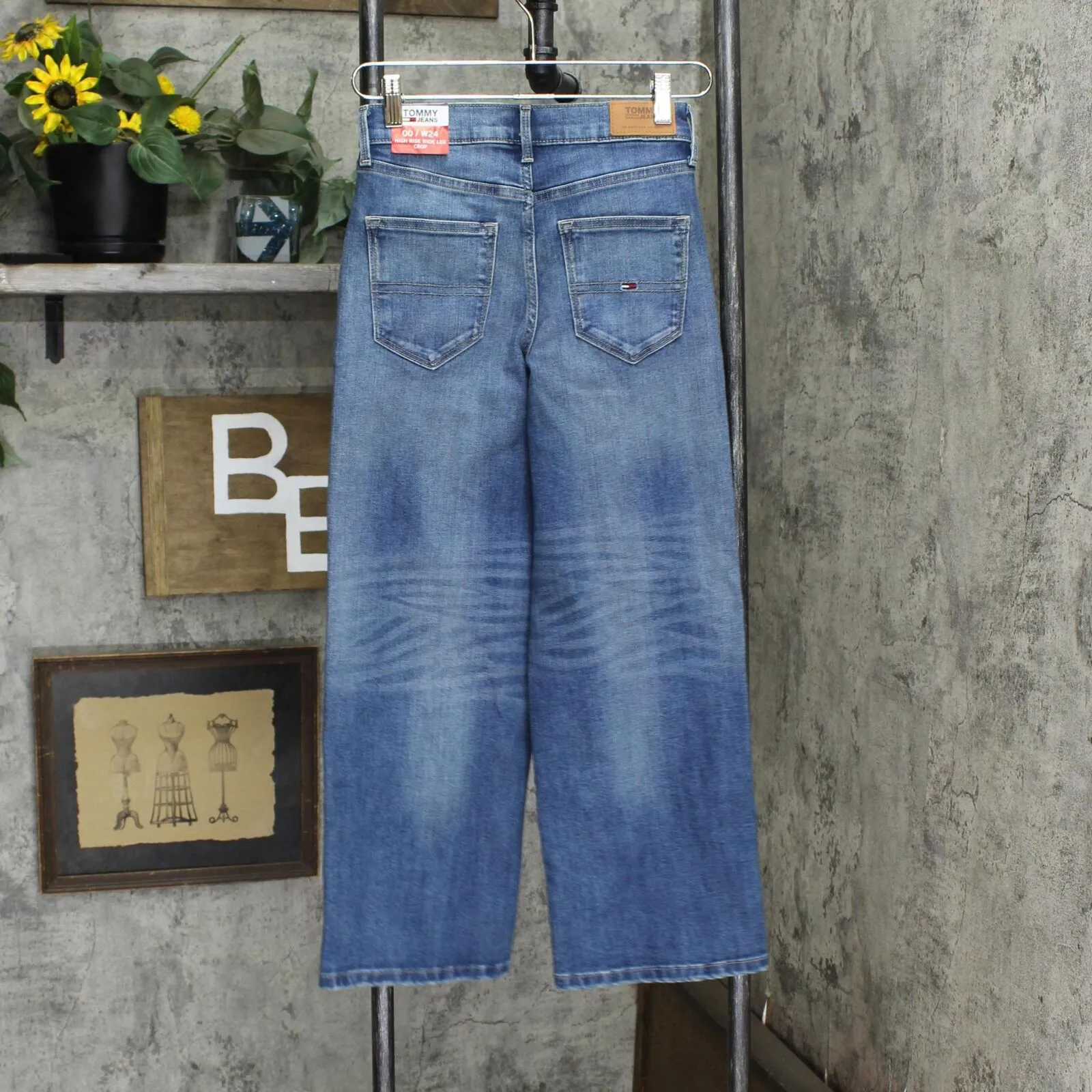Tommy Jeans Women's High-Rise Wide-Leg Jeans T2HK2ECB