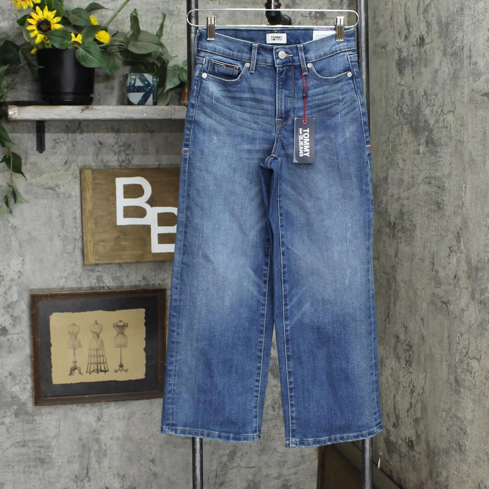 Tommy Jeans Women's High-Rise Wide-Leg Jeans T2HK2ECB