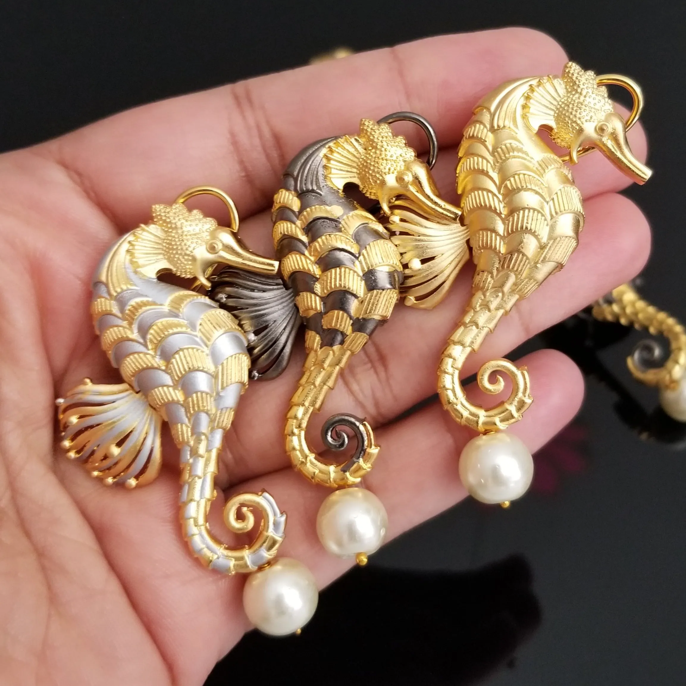 Trendy Sea Horse Design Earrings FL10