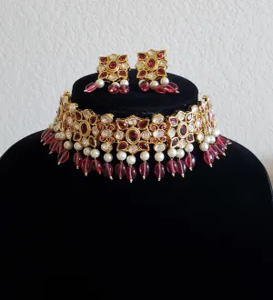 Trendy Silver Foiled Kundan Necklace Set T33